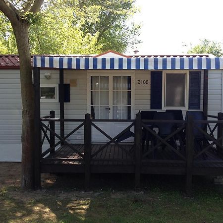 Oliholiday Mobilehomes - Cavallino Exterior foto